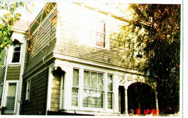 Building Photo - 2417 Blake St