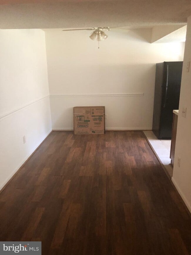 Building Photo - 9370 Caspian Way