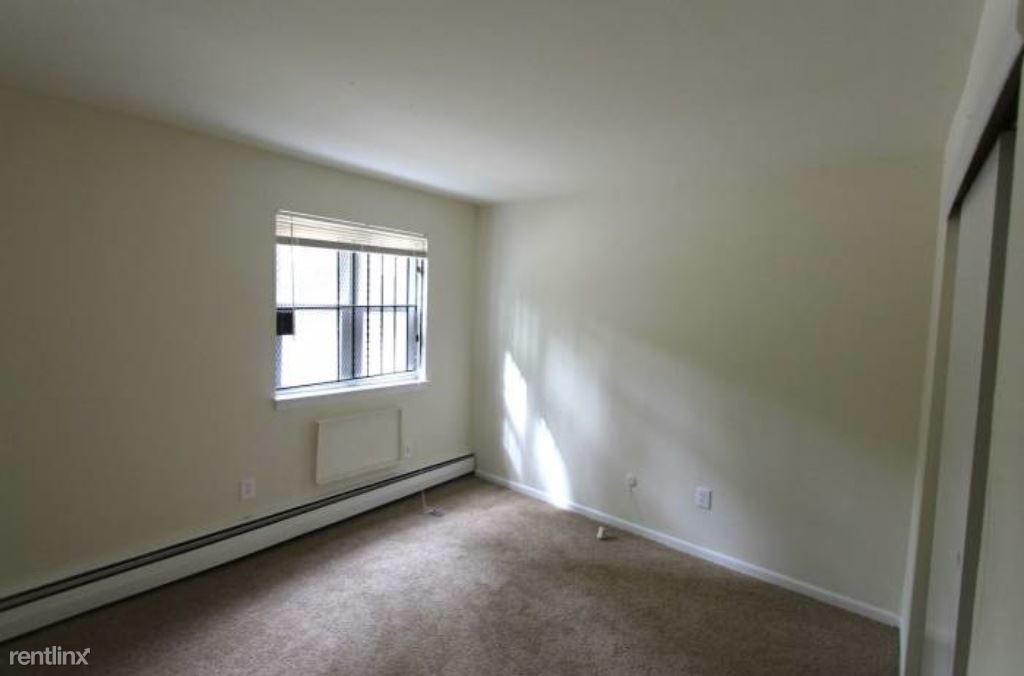 Foto principal - 262 E Cliveden St