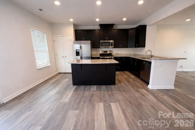 Foto del edificio - 3014 Potomac River Pkwy