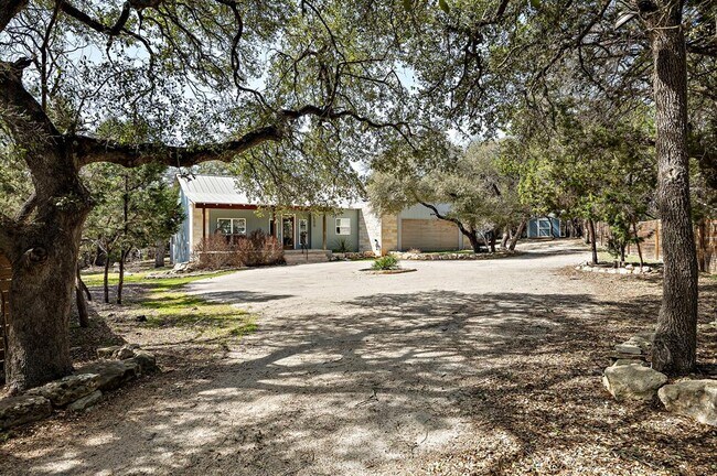 Building Photo - 805 Gallagher Dr
