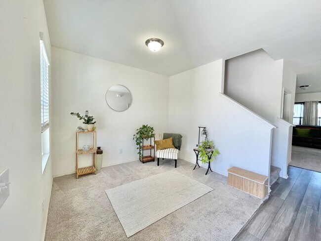 Building Photo - 4931 Jovian-