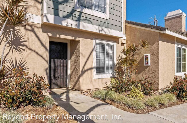 Building Photo - 3 br, 2.5 bath House - 3666 Caminito Carme...