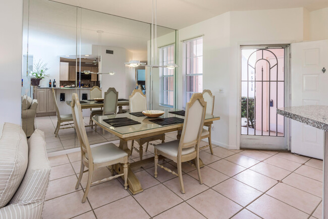 Foto del edificio - 501 Muirfield Ct