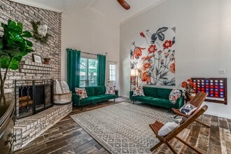 Building Photo - 718 Regency Ct