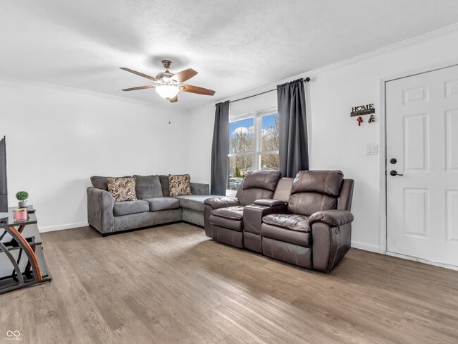 Building Photo - 12386 S Hillview Dr