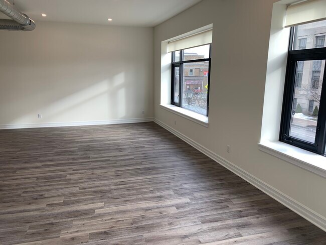 Foto del edificio - 2912 Delaware Ave