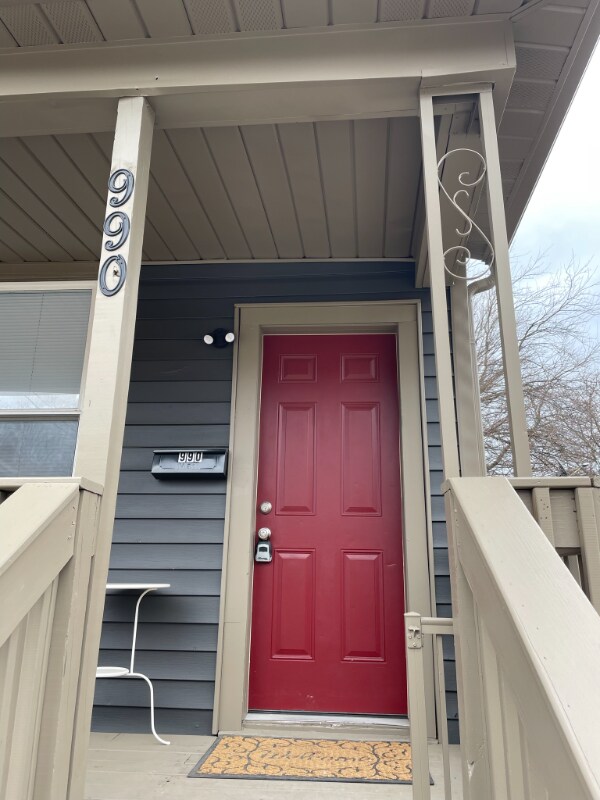 Foto del edificio - 990 N 9th St