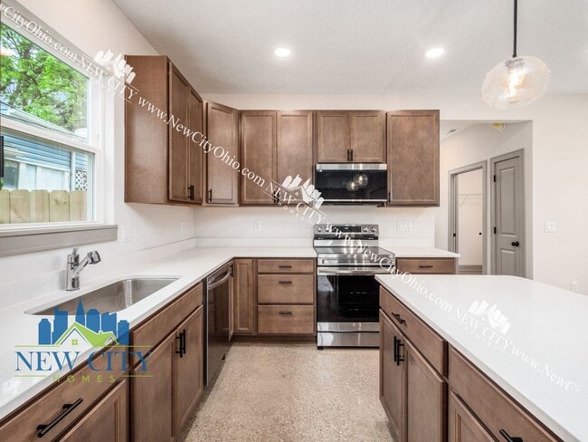 Foto del edificio - 2025 YEAR END SPECIAL! No App Fee! Newly Built 3 Bedroom 2.5 Bathroom Home!