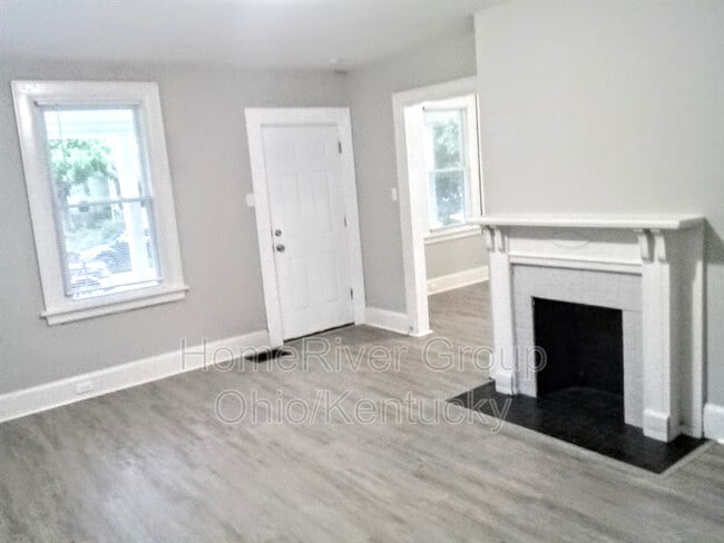 Building Photo - 5726 St Elmo Ave