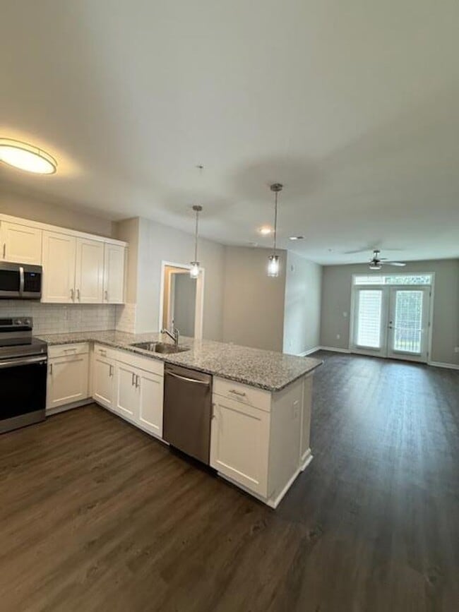 Building Photo - 5614 Lucas Ct