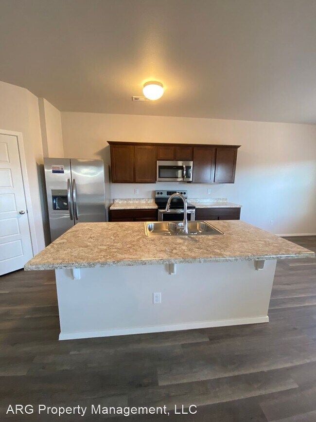 Building Photo - 3 br, 2.5 bath House - 3181 Gulley Lane