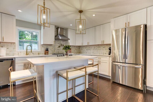 Foto del edificio - 7310 Torran Rocks Way