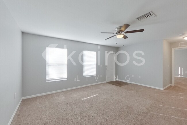 Building Photo - 54 Beth Ave S