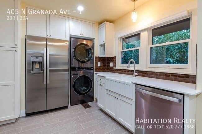 Building Photo - 405 N Granada Ave
