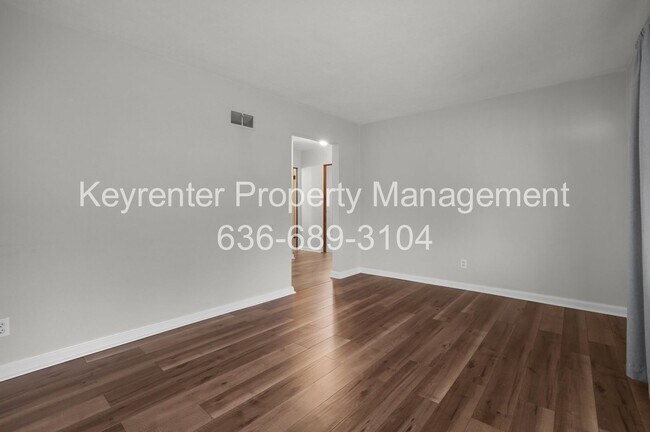 Foto del edificio - 1045 N New Florissant Rd