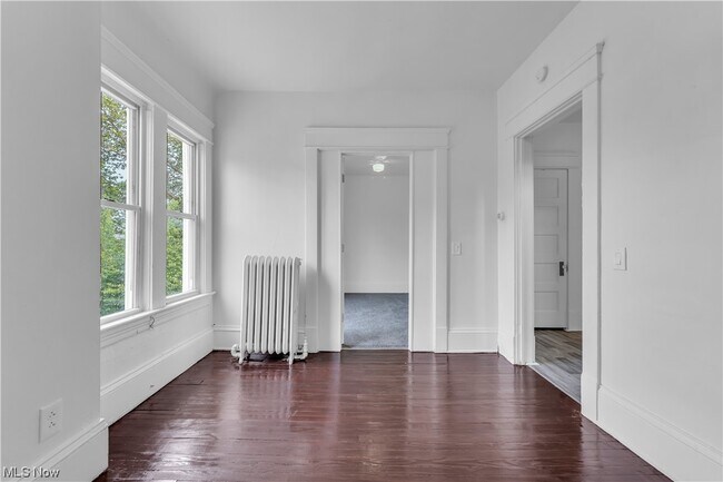 Building Photo - 3279 W 32nd St