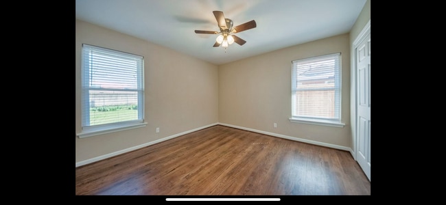 Building Photo - 2657 San Medina Ave