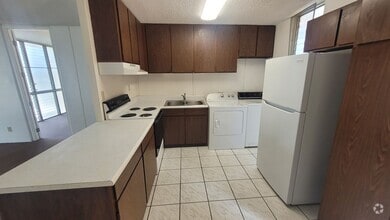 Building Photo - 95-2040 Waikalani Pl