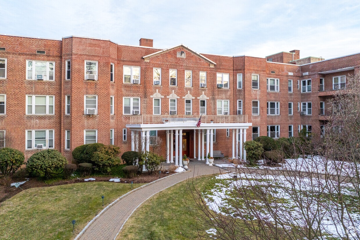 2 Overlook Rd - Gaylord