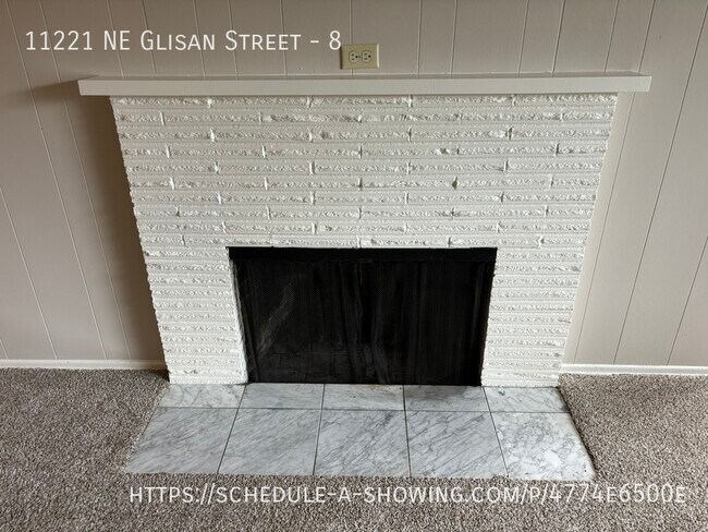 Building Photo - Single Level Brick  We Pay Water Sewer & G...