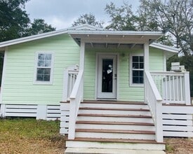 Building Photo - 289 Sherwood Rd