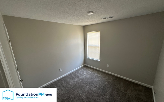 Building Photo - 5948 Cottage Hill Dr