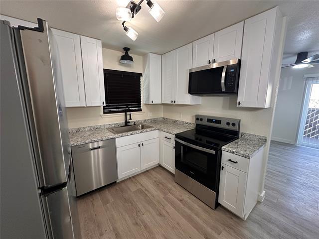 Building Photo - 4824 Wellesley Ave