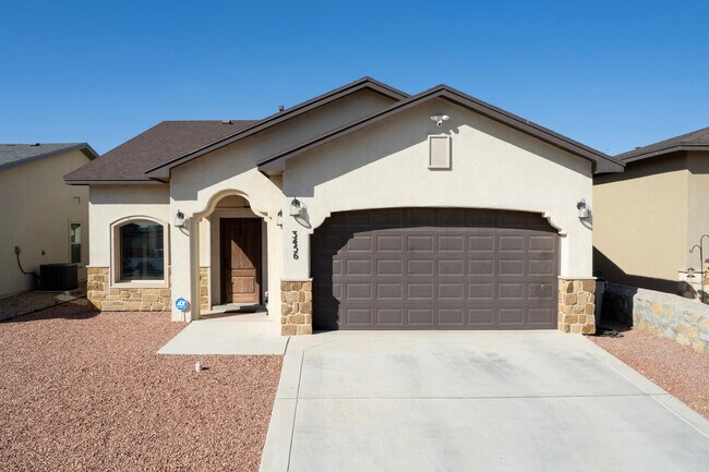 Foto del edificio - 3456 David Palacio Dr