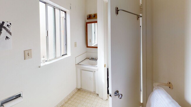 Foto del edificio - 480 Kentucky St