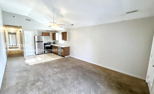 Foto del edificio - 2614 N Orchard Knob Ave