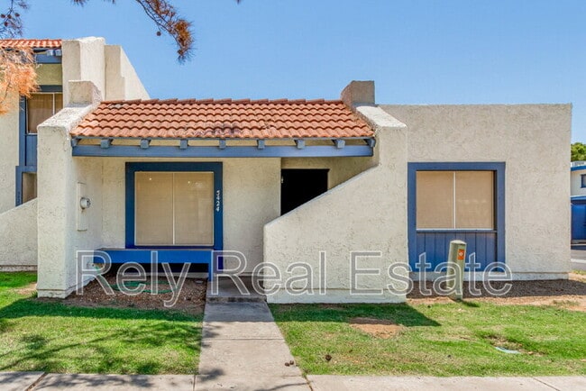 Building Photo - 5424 W Laurie Ln