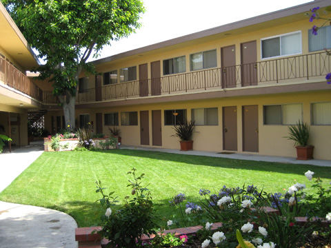 Primary Photo - 3338 Redondo Beach Blvd
