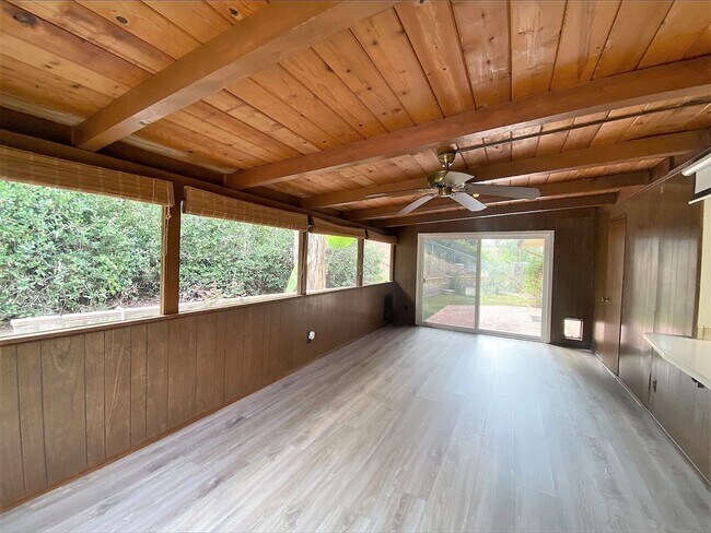 Building Photo - Spacious 3BD Point Loma Home with Huge Yar...