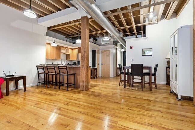 Foto del edificio - 111 Beach St