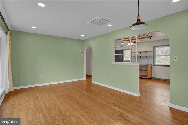 Foto del edificio - 2830 S Hill Camp Rd