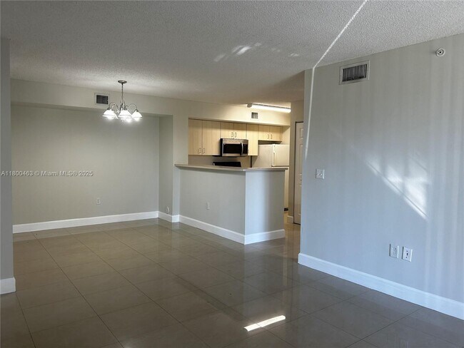 Foto del edificio - 11185 SW 6th St