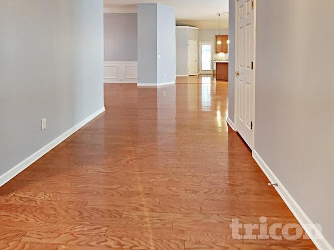 Building Photo - 3614 Silver Springs Way SW