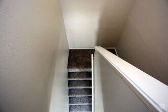 2Bd/2.5 Town Home - Meridian