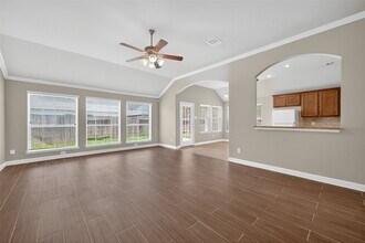 Building Photo - 2000 Water Trace Ct