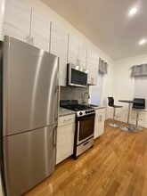 Building Photo - 9 6th St