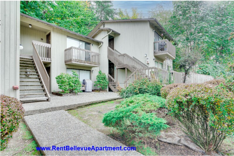 12707 SE 42nd St Unit 12, Bellevue, WA 98006 Room for Rent in