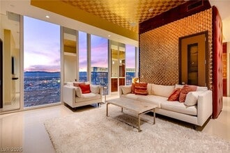 Building Photo - 3750 S Las Vegas Blvd