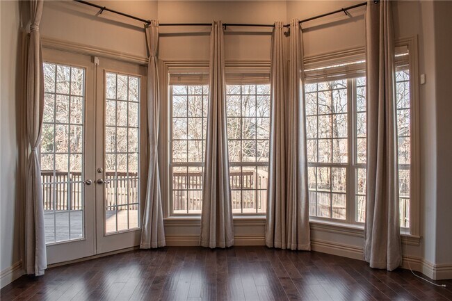 Foto del edificio - 5106 S Sloan Cir