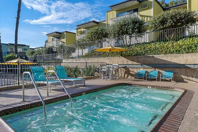 Foto del edificio - Summit Park Village