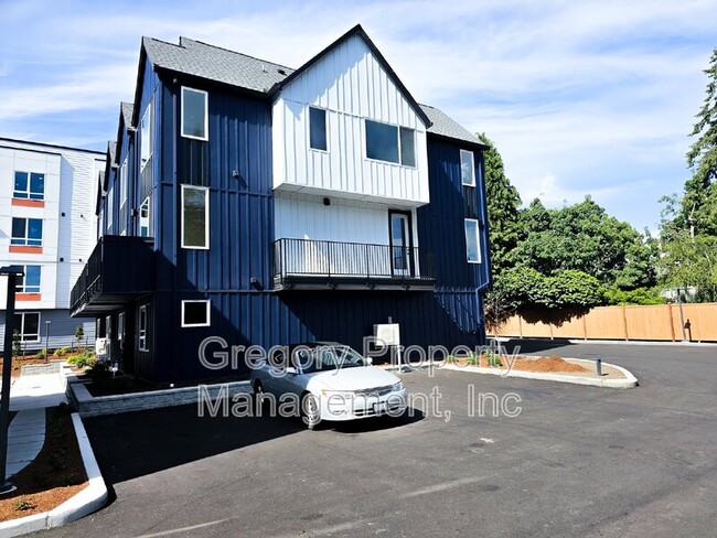 Building Photo - 14562 Westminster Way North