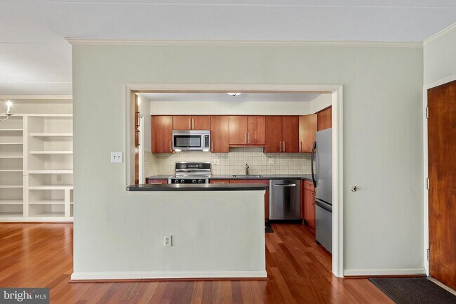 Foto del edificio - 601 Montgomery Ave
