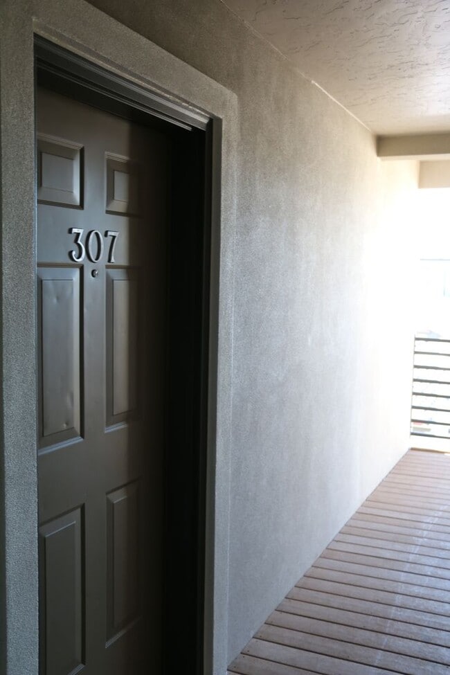 Photo - Available for 2026-2027 Fall Pre-Leasing! ... Apartment