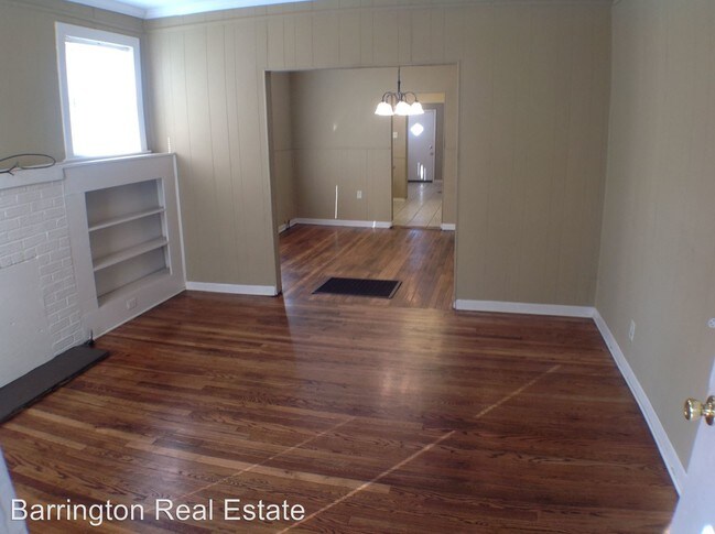 Foto del edificio - 1360 Prosch Ave