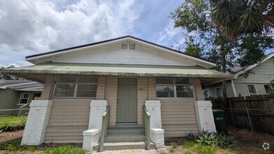 Building Photo - 2905 N Blvd